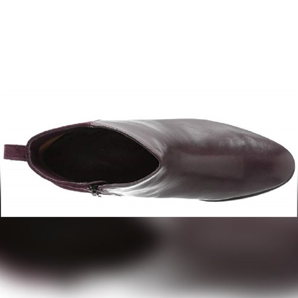 ✨ COACH Carmen Bootie – Chic Oxblood Suede & Leather | Luxe Fall Staple | NIB ✨ - Picture 7 of 15